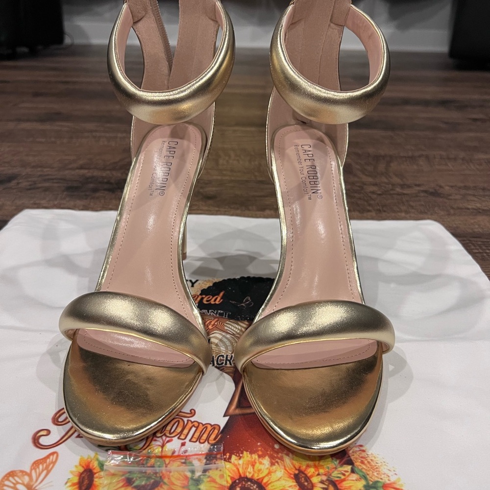 Cape Robbin Women's Gold Heels